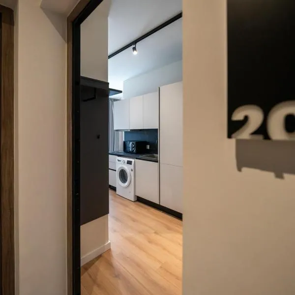 Luxury Studio in the Heart of Limassol, hótel í Limassol