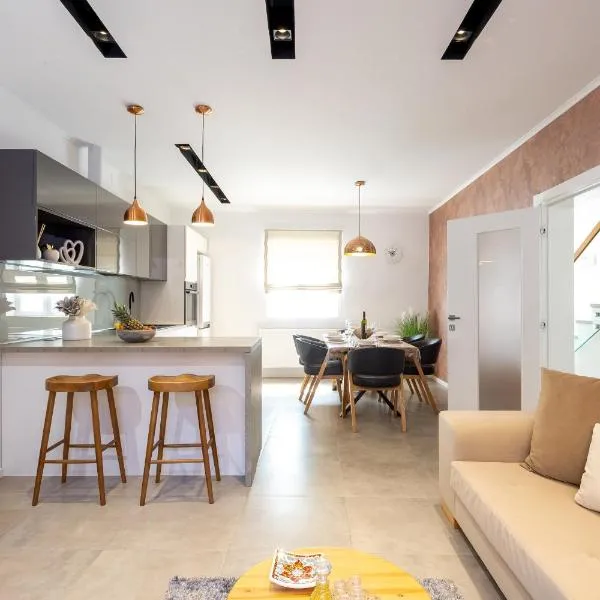 Island Breeze Oasis by Belmont Realty, hotel in Vela Luka