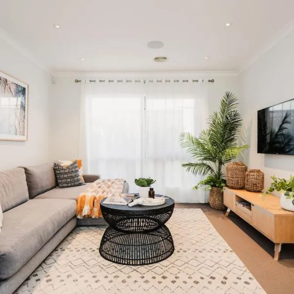 Hamptons Haven Luxe 4 bedroom, 2 bathroom, WIFI, Great for wedding stays Managed by Host On The Coast, hotel v destinaci Mount Duneed
