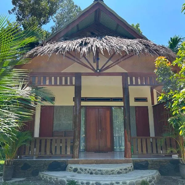 Leuser Inn & Jungle Trekking, hótel í Bukit Lawang