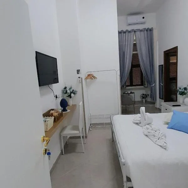 Falanga Family Guests Accommodation, viešbutis mieste Čivitavekija