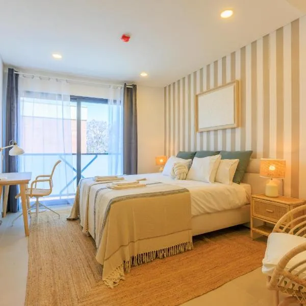 TERRA Eden Brand New 1BR w Private Garage, hotel en Faro
