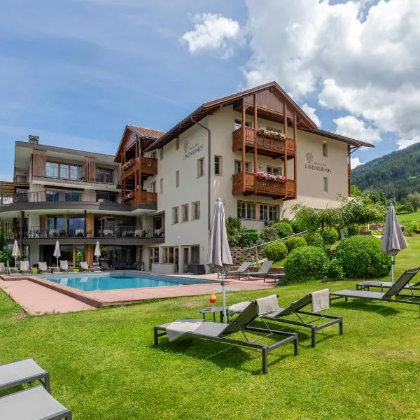 Hotel Lindnerhof, хотел в Сан Лоренцо ди Себато