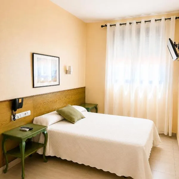 Hostal la Abuela, hotel u gradu Simankas