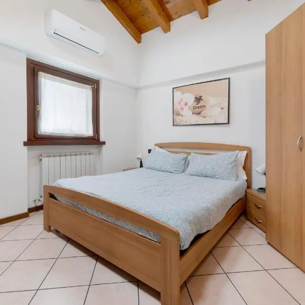 La Mansarda Sul Lago, hotel in Lovere