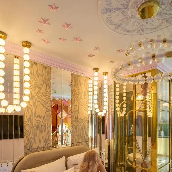 High Stay Granaria Premium Suites by Downtown Apartments, hotel i Gdańsk
