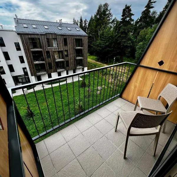 Luxury Gerlach Mountain Mezonet I, hotel in Svätý Jur