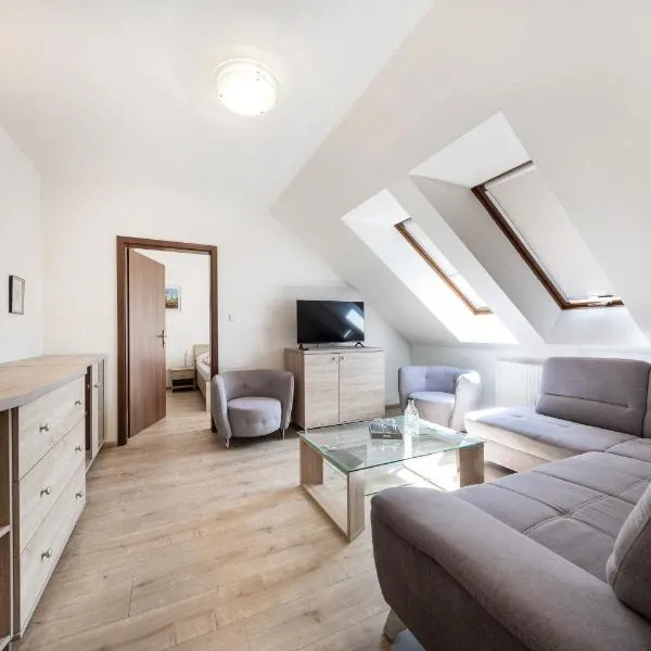 Penzión Bergmannhof, hotelli kohteessa Ladomer