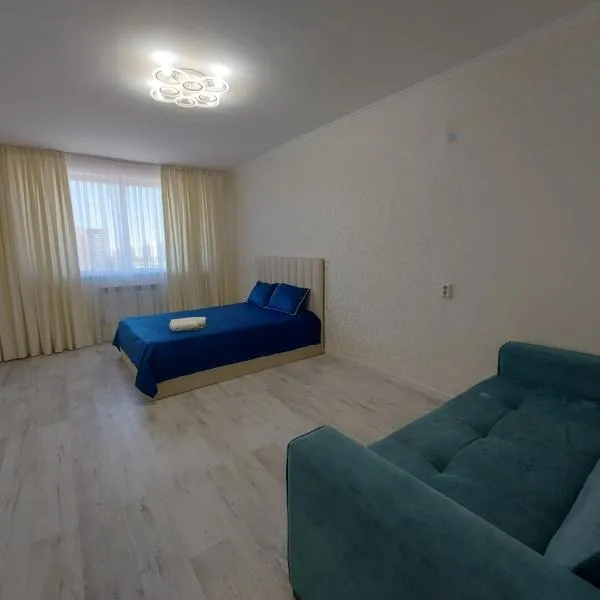 Уютная однокомнатная квартира в центре возле Акимата, hotel v destinácii Türkistan