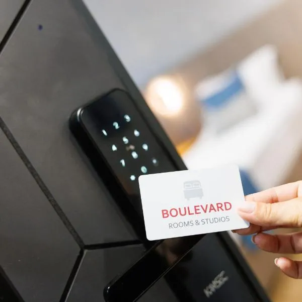 Boulevard Hotel, хотел в Айтос
