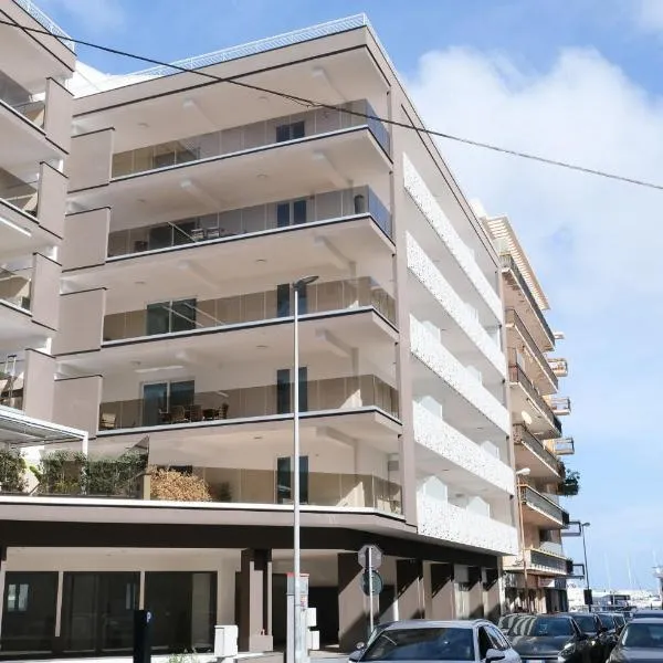 Milazzo Holiday Apartments&Rooms - LiveLoveTravel, hotel en Milazzo