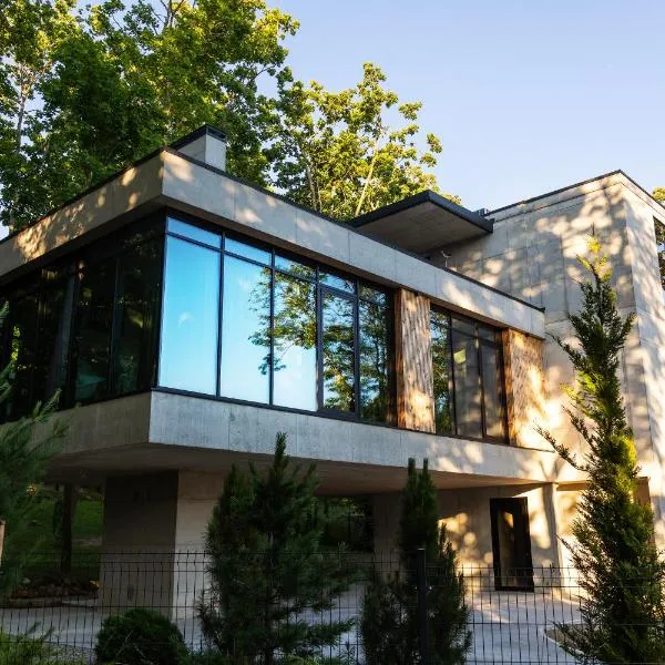 HOTO luxury place near the beach - Adult only, hotel en Melnragė