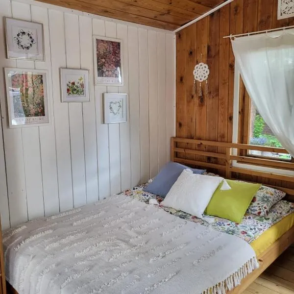Retro domki nad Wkrą, hotel u gradu 'Kosewko'