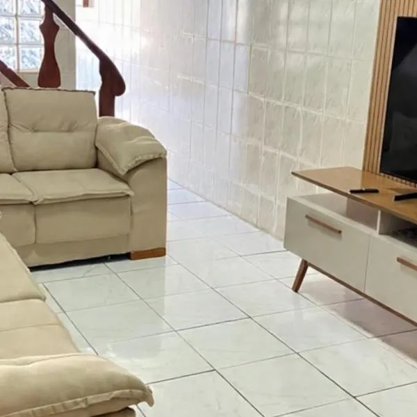 Casa por temporada em Penedo, hotel en Penedo