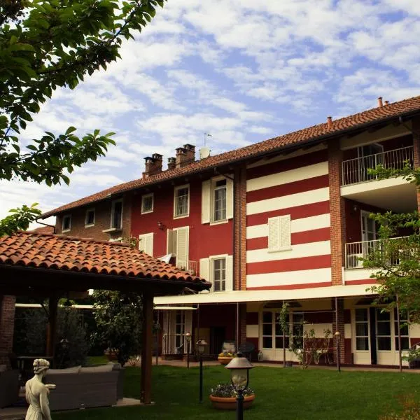 Maison Louis, hotel in Carignano