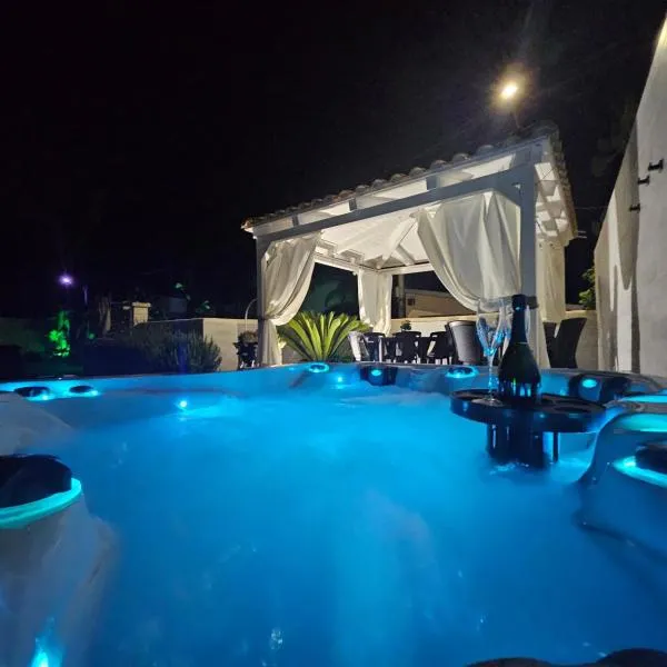 Villa Anny, хотел в Авола