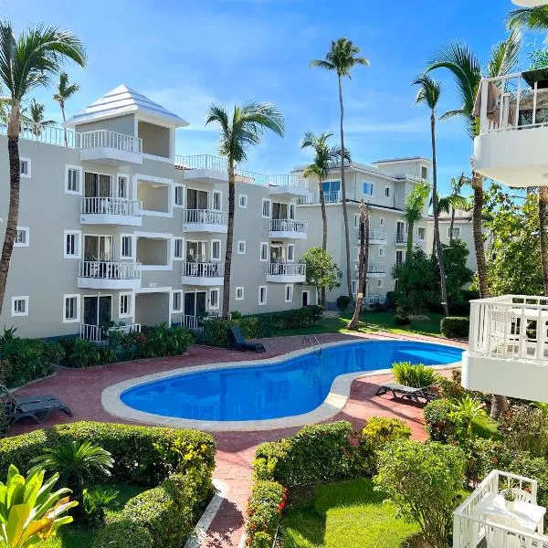 AVENTURA STUDIOS with TROPICAL POOL - playa LOS CORALES, Hotel in Punta Cana