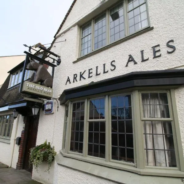 The Old Bear Inn, hotell sihtkohas Cricklade