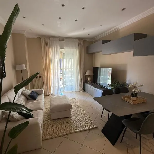 Giotto house elegant apartment - Sea view, hotel Bordigherában