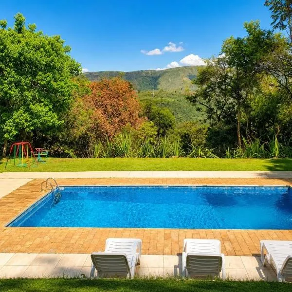 Sítio com piscina e vista em Macacos - Nova Lima, ξενοδοχείο σε Nova Lima