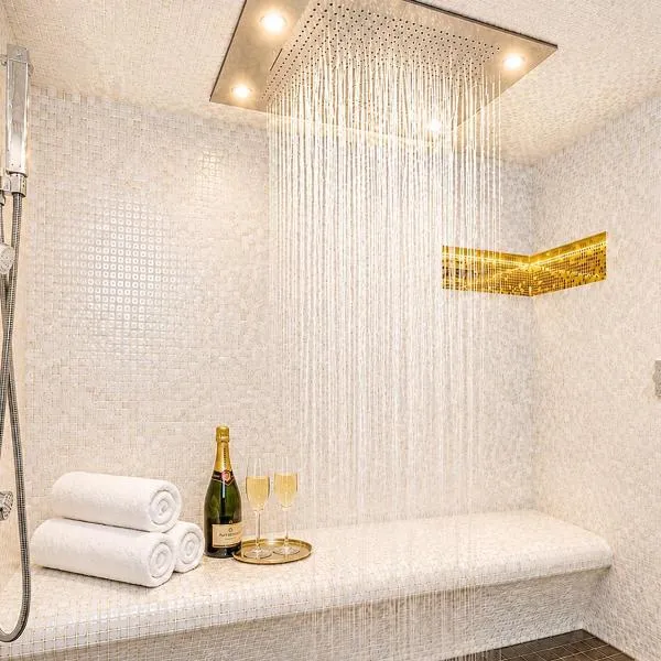 Goldpearl Spa en HyperCentre près de la Gare avec Parking, hotel sa Amiens