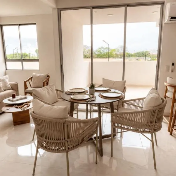 Apartamento cerca a la playa, a campo de golf y clínica Serena del Mar, hotel i Cartagena