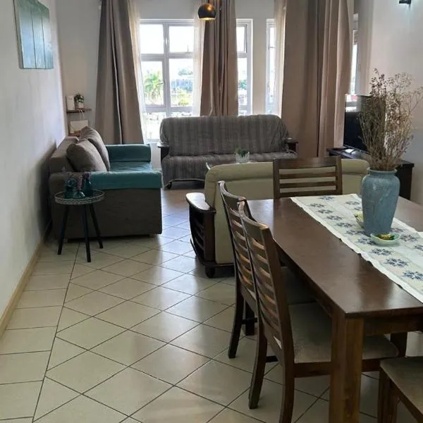 RESIDENCE CYBERVILLAGE THREE ROOMS Apartment โรงแรมในเอเบอเนอ