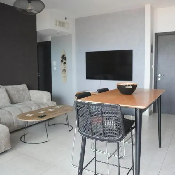 Beauty apartment 3 rooms wi-fi, hotel en Netanya