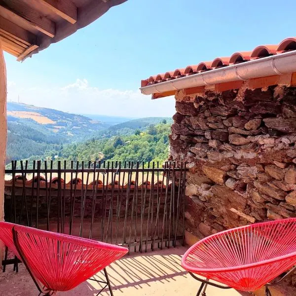 Maison Cosy au Pied du Château & Une Vue Unique, hotel in Saint-Étienne