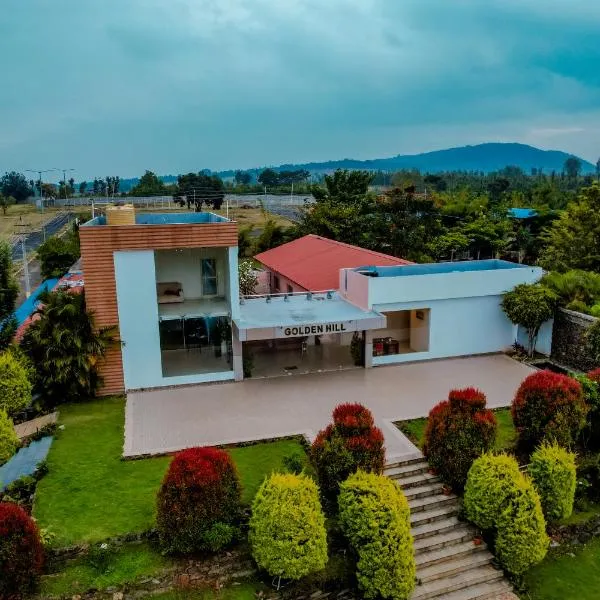 Golden Hill Resort, hotel en Chikmagalur