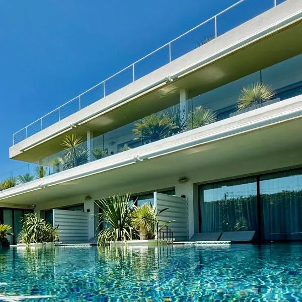 VILLA MIAMI, hotel v mestu Les Issambres