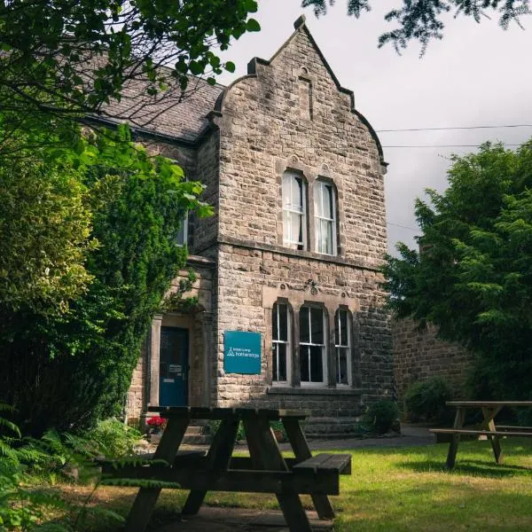Base Camp Hathersage, YHA Partner, hotel en Hathersage