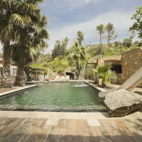 Villa raffinée avec piscine à Aubagne - Jacuzzi inclus, hotel a Aubagne