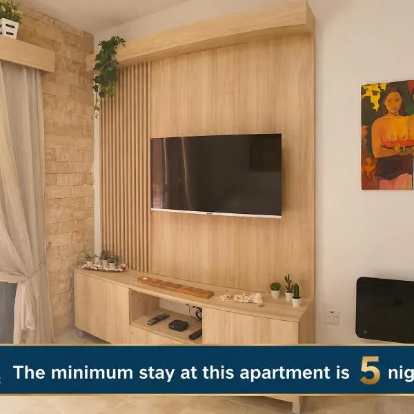 Lovely ground floor apartment with BBQ, Hotel in Agia Napa