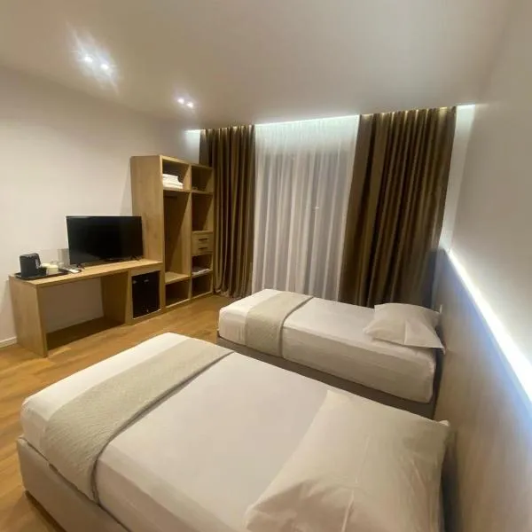 Villa SkyWay, hotel in Krujë