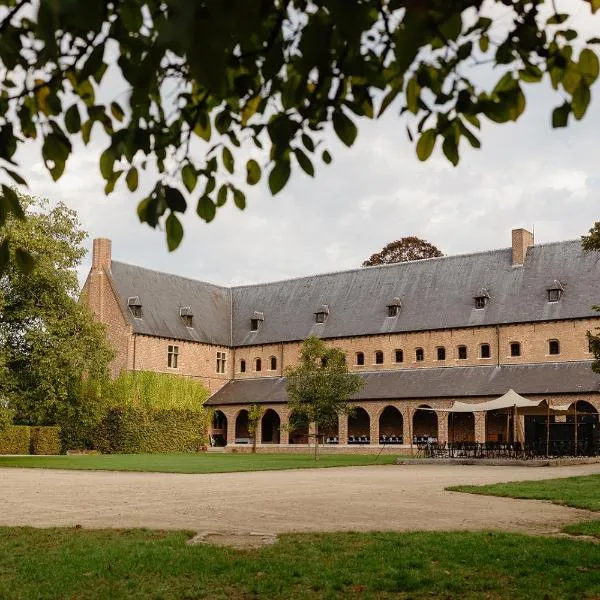 Priorij Corsendonk, hotel en Oud-Turnhout