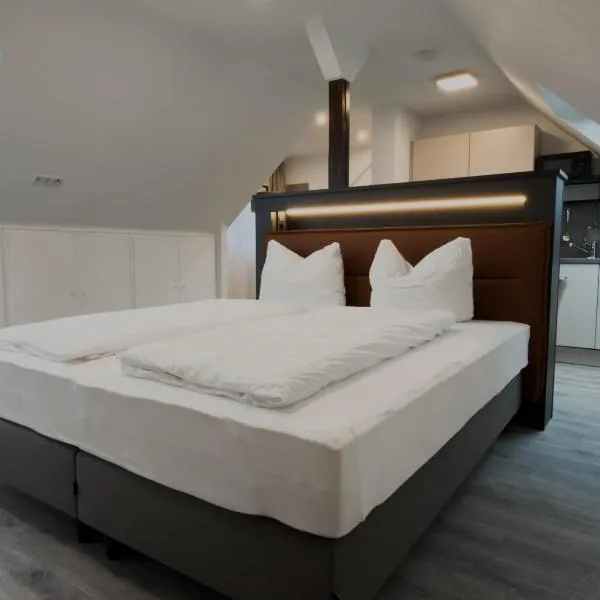 JUNIK Apartments Duisburg City, hotel di Duisburg