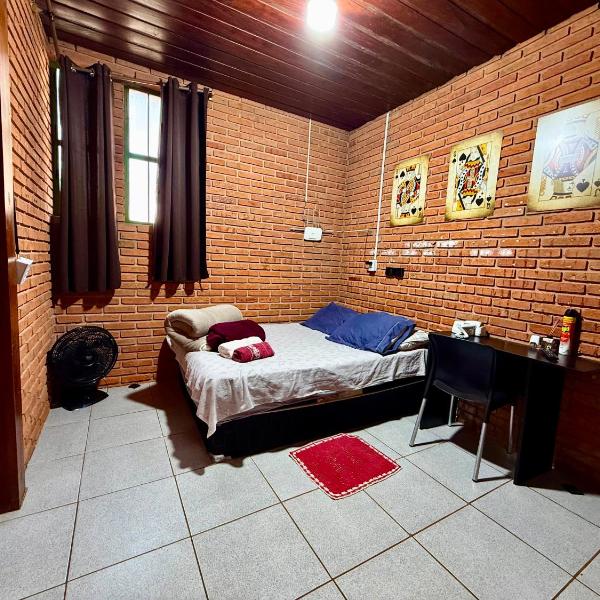 Quarto com Banheiro Privado no Centro de Botucatu