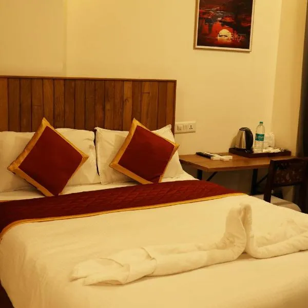 Rio Rooms Calicut Near Mims Hospital، فندق في كوجيكود