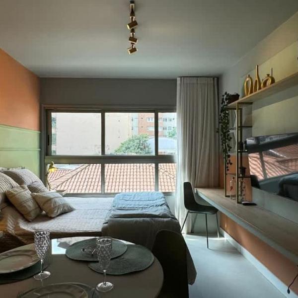 Studio novo cama Queen prox Metrô Paraiso IVM34