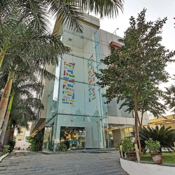 Hotel Sai Miracle, ξενοδοχείο σε Shirdi