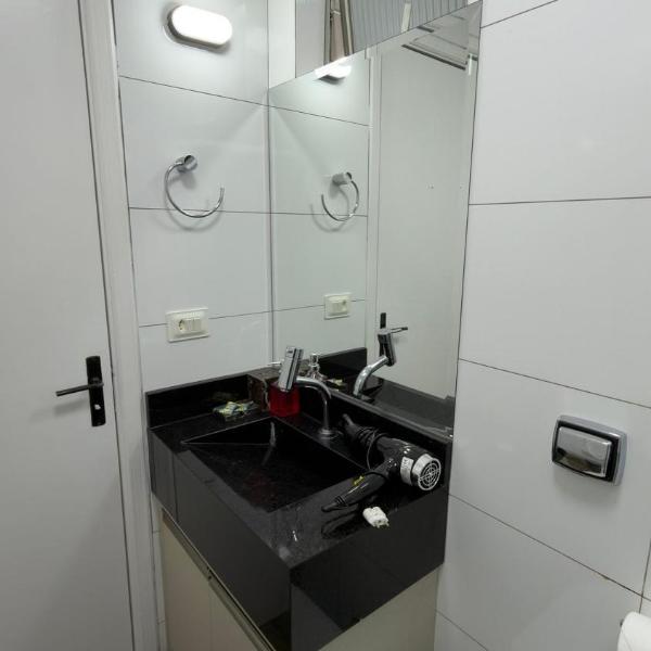 Confortável apartamento no Centro de Foz do Iguaçu - Foto 3