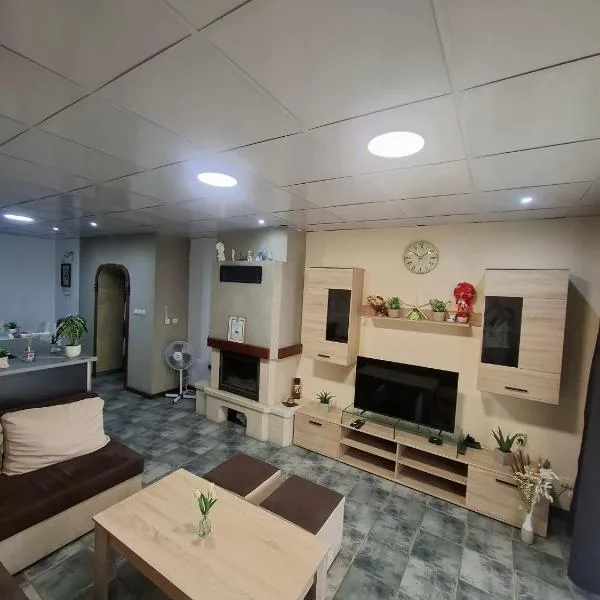 Kombfapartment, hotel a Berkovitsa