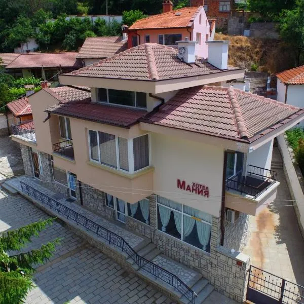 Mania Guest House, hotel a Kalofer