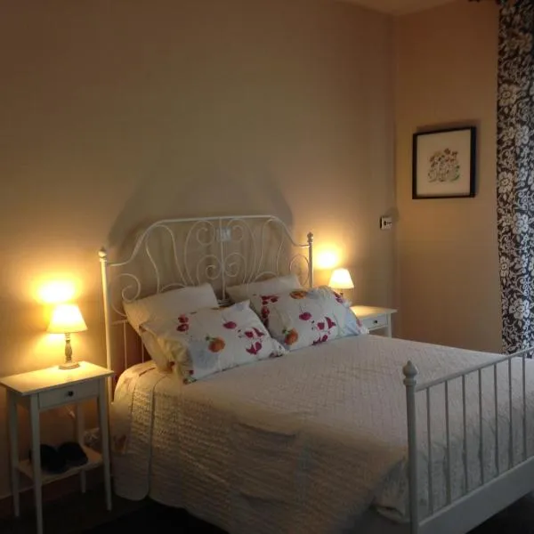 Affittacamere Le Rose, hotel v destinaci Imola