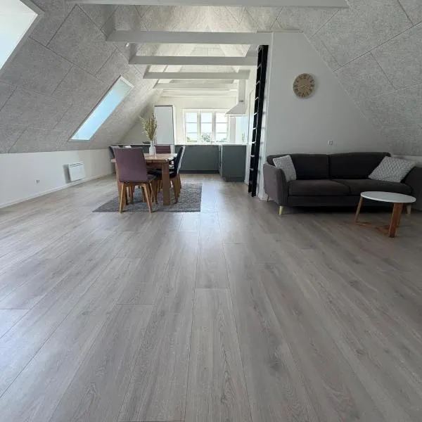 Moderne lejlighed med egen indgang nær Vejle, hotell i Fredericia