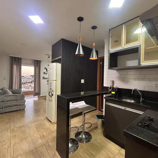 Apto 1111, Próx ao Aeroporto, No Centro de GRU, Até 4 hóspedes, hotel in Guarulhos