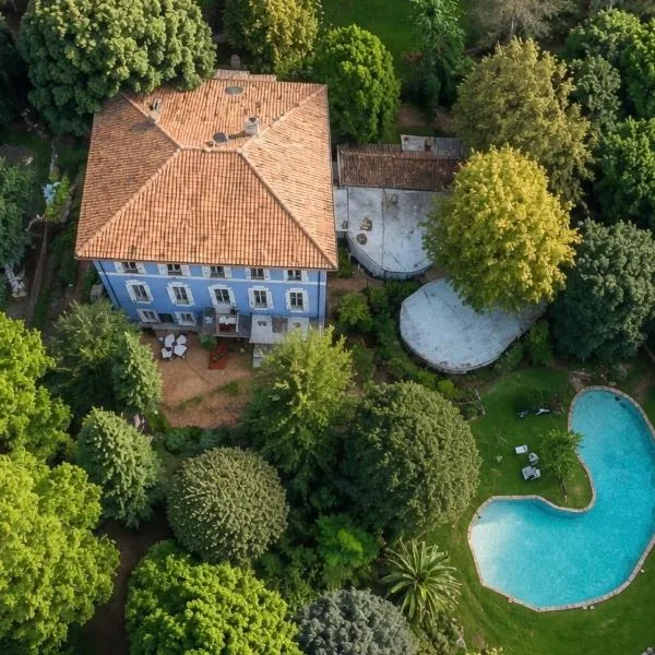 Resort Dei Limoni Tower Inn, hotel v mestu Lucca