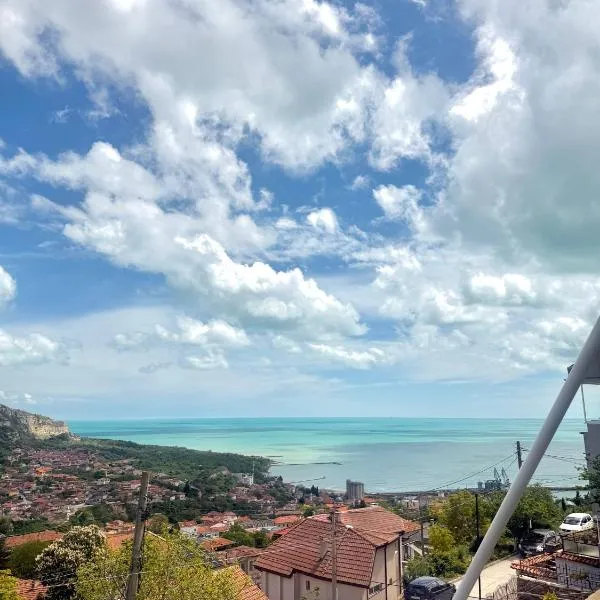 E2 Residence, hotel a Balchik