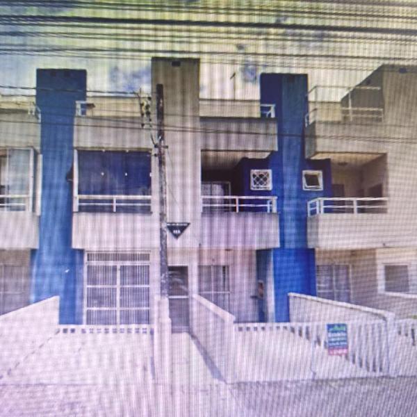 Apartamento completo em Caiobá